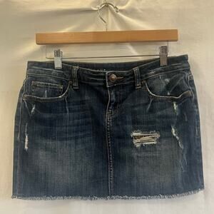 Lauren Conrad Denim Mini Skirt Size 8 Distressed Studded Raw Hem Short Blue Y2K